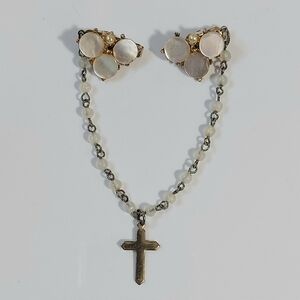 Vintage Sweater Pearl and Cross Clip